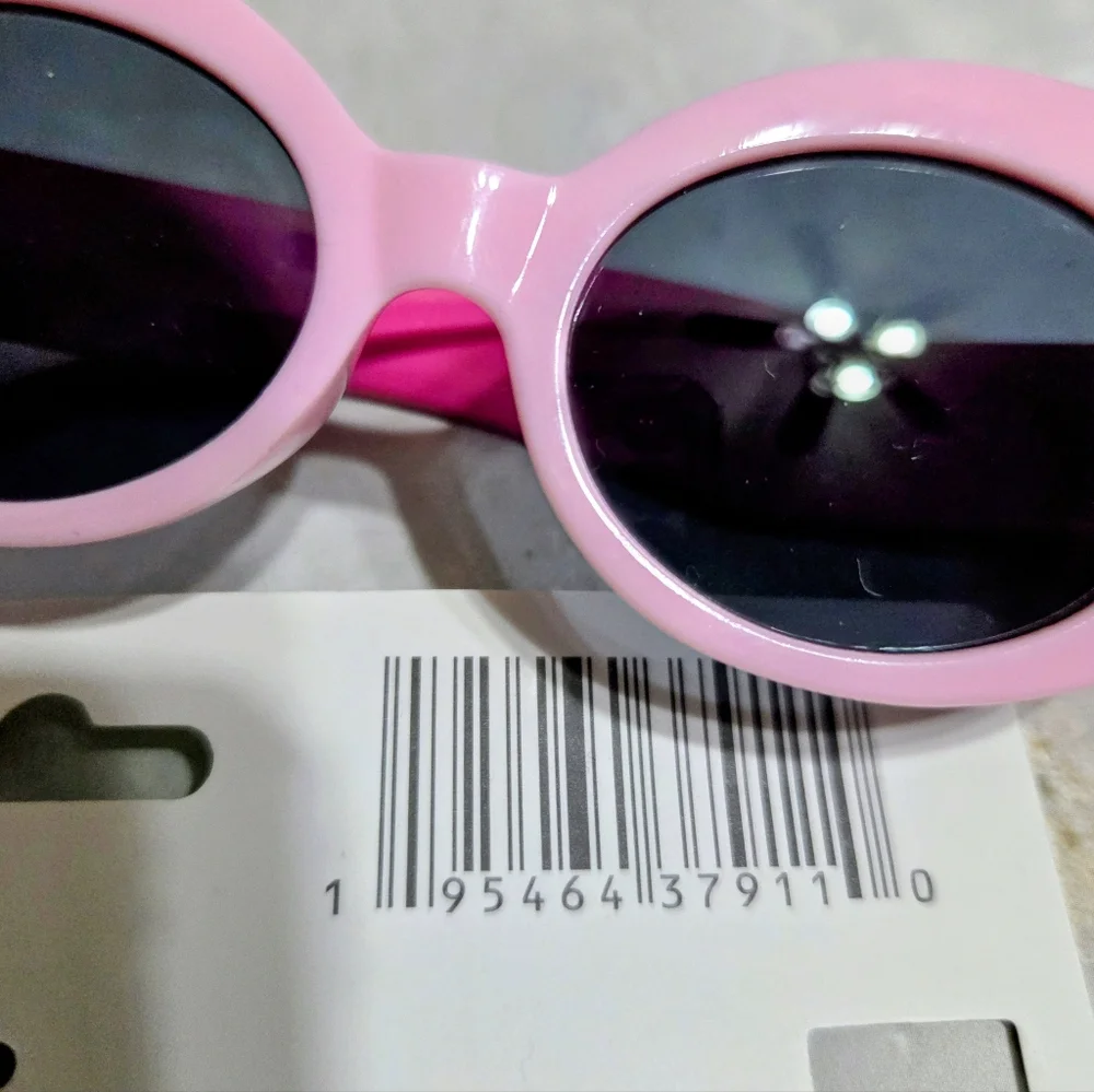 Little Diva Pink Oval Frame Sunglasses - Bold Retro Style With Box